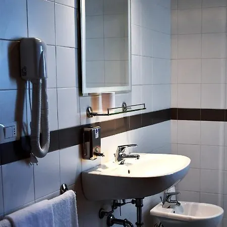 Apart Otel Eco & *