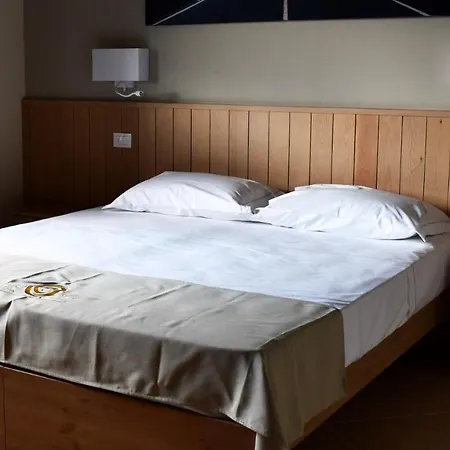 Eco & Aparthotel *